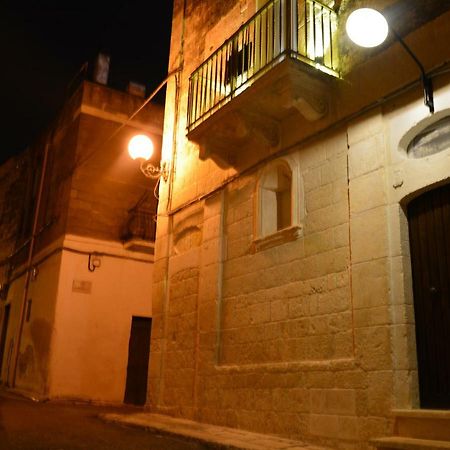 Ferienwohnung Dimora D'Errico - Monolocale Nel Centro Storico Carovigno Exterior foto
