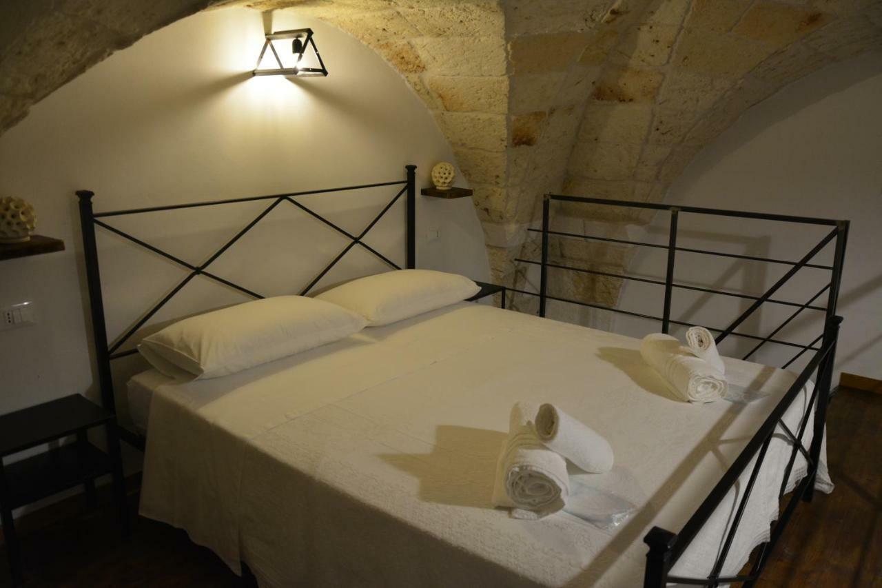 Ferienwohnung Dimora D'Errico - Monolocale Nel Centro Storico Carovigno Exterior foto